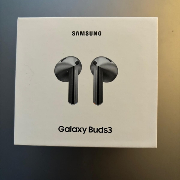 Samsung Galaxy Buds3 en Argent oreillettes neuves - Picture 9 of 10